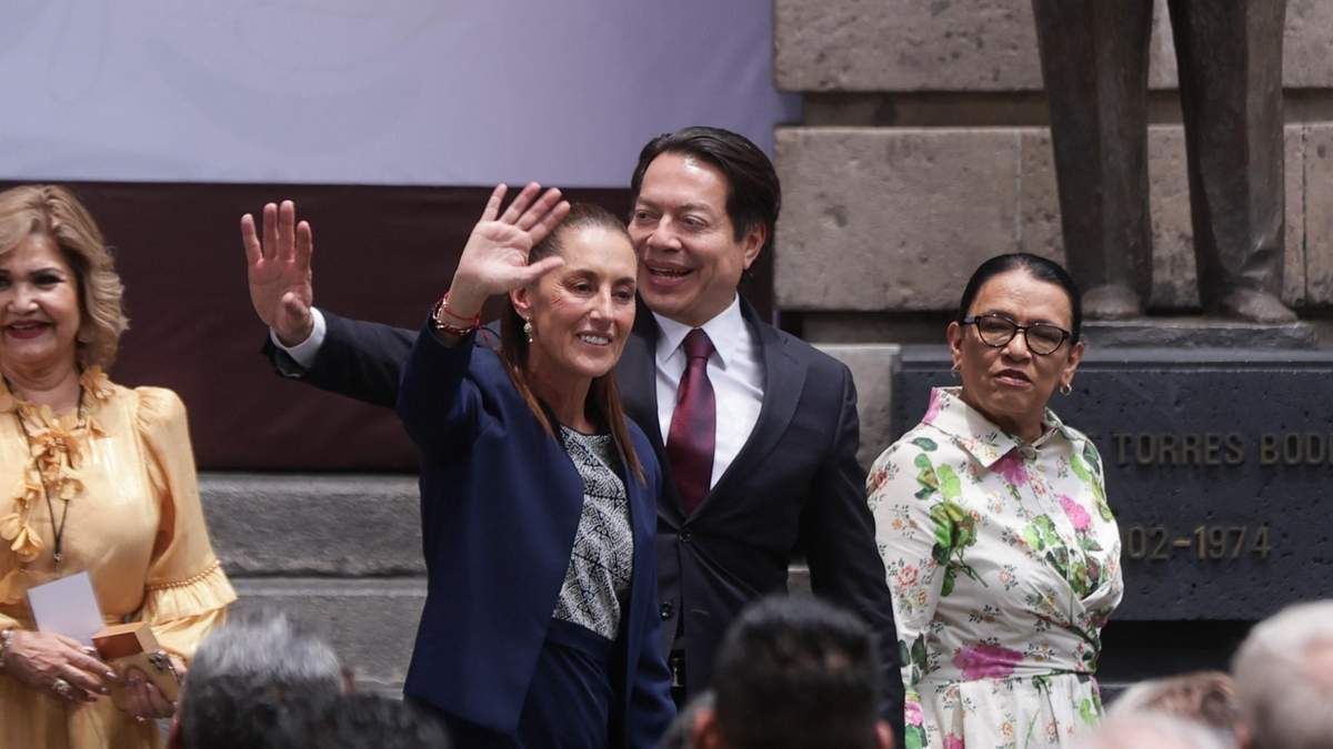 La presidenta Claudia Sheinbaum y el secretario de Educación, Mario Delgado