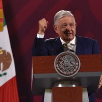 AMLO convoca reunión de gabinete para preguntar si buscarán candidaturas
