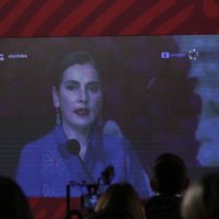 AMLO niega que Beatriz Gutiérrez Müller aspire a un cargo: "va a seguir como investigadora"
