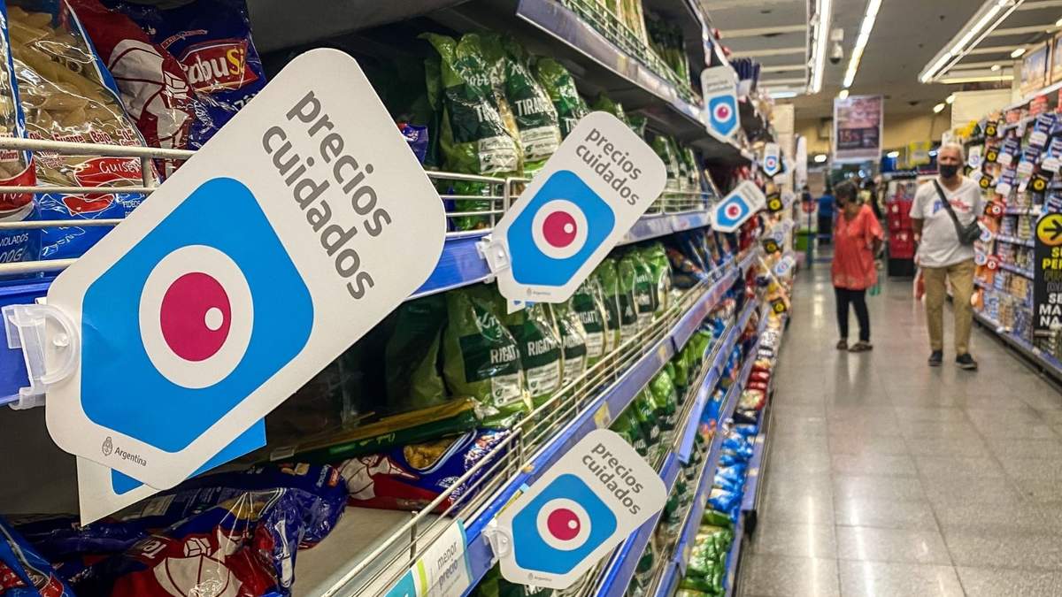 Góndolas con "Precios cuidados". Fuente: (Twitter)