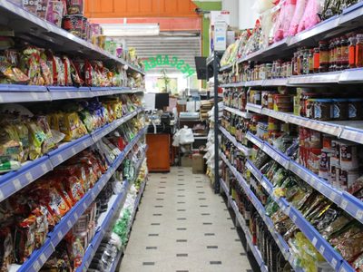 Los supermercados chinos, los más denunciados por incumplimiento de horarios en las fiestas