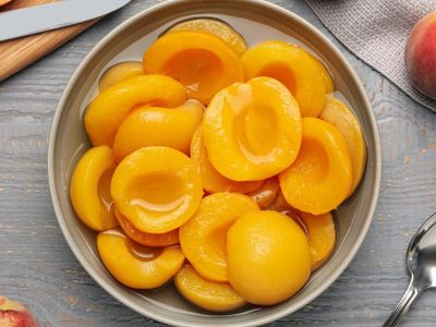 Disfrutá los duraznos en invierno con esta receta de conserva en almíbar con el secreto para que queden perfectos