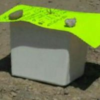 Michoacán: Decapitan a sujeto y hallan su cabeza dentro de hielera con un narcomensaje