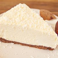 Cheesecake de coco versión fit: para un antojito dulce a la tarde, bajo en calorías y rápido de hacer