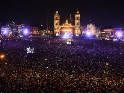 Los Fabulosos Cadillacs arman fiesta ska en el Zócalo capitalino (Videos)