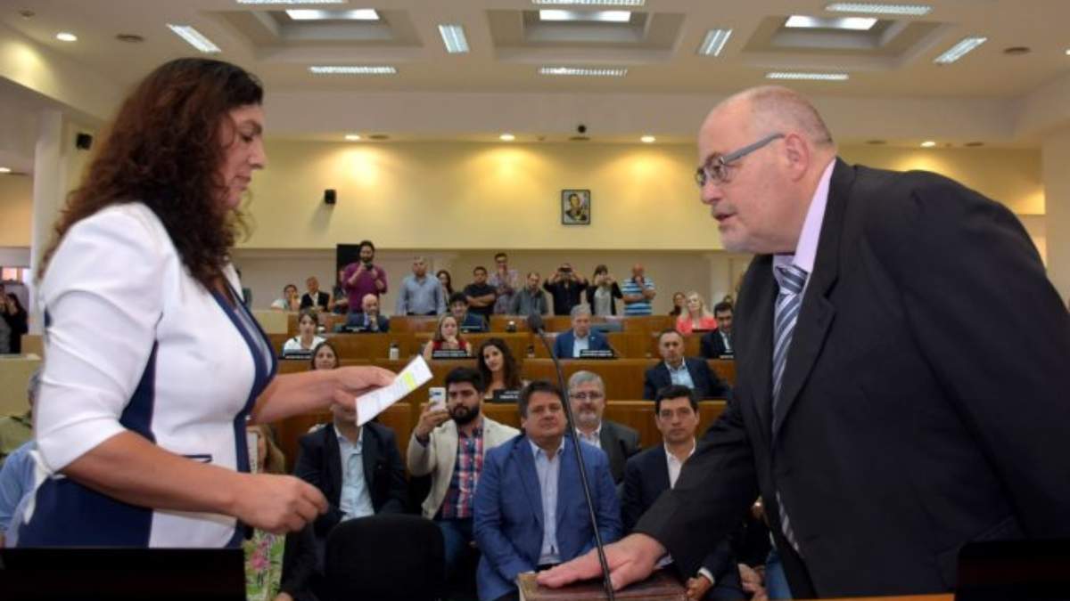 El 6 de julio jurará como nuevo Defensor del Pueblo. Fuente: (Twitter)