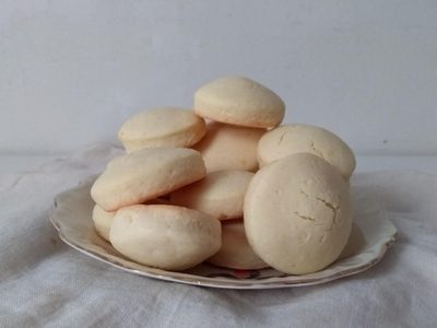 Galletitas brasileras de 3 ingredientes: tiernitas, sin gluten y en pocos minutos, una receta perfecta con un resultado único