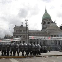 Infraganti: identificaron a ocho jóvenes que habrían llevado a cabo el ataque en el Congreso