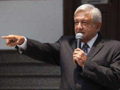 AMLO descarta hablar del muro; 'no queremos pleitos, sólo diálogo”