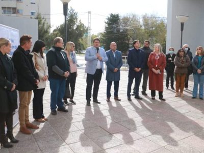 Biblioteca Juan Bautista Alberdi reconocida por su trayectoria y labor social