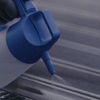 Con solo 3 ingredientes: la fórmula mágica para preparar el mejor desinfectante para tu habitación o cocina