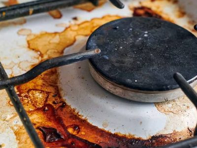 Dejá las hornallas de tu cocina como nuevas con este trucazo que te ahorra tiempo, dinero y dolores de cabeza