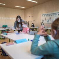 Vuelta a clases: estas con las medidas que discuten los representantes de Educación