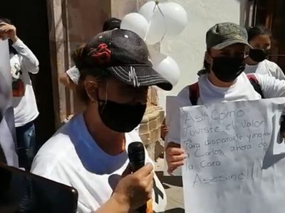 Madre de Carlos recuerda las últimas palabras de su hijo asesinado: "Fueron los policías estatales"