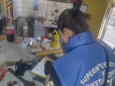 La Policía allanó una casa usurpada y encontró cocaína, plantas de marihuana y un arma