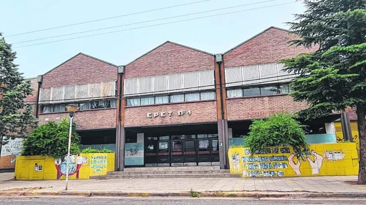 La amenaza de tiroteo generó alarma en la comunidad educativa. Fuente: (Facebook)
