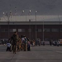 Los talibán prometen que habrá vuelos comerciales en Kabul a partir del 31 de agosto
