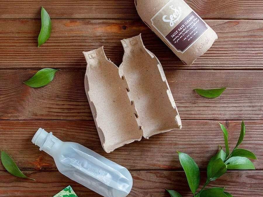 Botellas hechas de papel reciclado. Fuente: (Twitter)