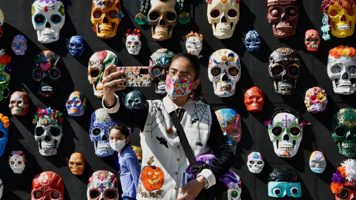 Este sábado se inauguró la "Ofrenda viva comunitaria" en la Alemeda Central