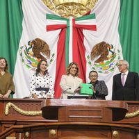 Claudia Sheinbaum envía su primer informe de gobierno al Congreso de la CDMX
