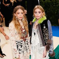 La comodidad y el espíritu libre están de moda: cómo llevar un estilo boho deluxe en 2025