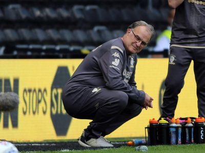 Dos arqueros argentinos en la mira del Leeds de Bielsa