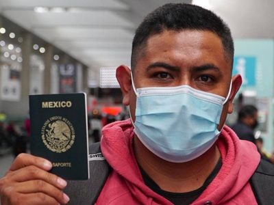 SRE anuncia nuevo número de teléfono para tramitar cita del pasaporte