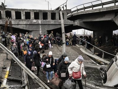 Estados Unidos recibirá a 100 mil refugiados de Ucrania que huyen de la invasión rusa