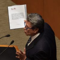 AMLO propone que Monreal siga como coordinador de Morena en el Senado por esta razón