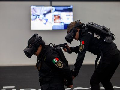 Inauguran en la CDMX el primer Centro de Entrenamiento de Realidad Virtual para policías