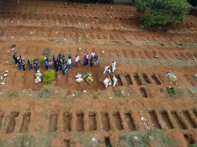 En las Américas, 475 mil muertos por covid-19 en los primeros meses de 2021