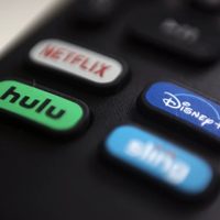 Disney pagará casi 439 mdd para tomar el control total del servicio de streaming Hulu