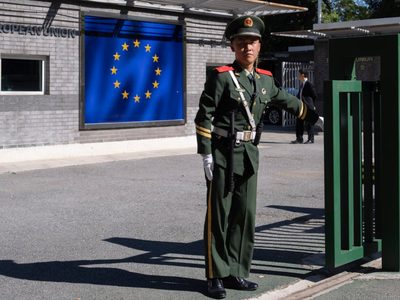 China alerta de la "remilitarización" de Japón: "amenaza la paz regional y global"