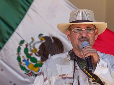 Hipólito Mora, el polémico agricultor que se enfrentó al crimen organizado