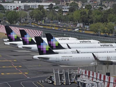 Pilotos exigen revocar permiso a Volaris para contratar pilotos extranjeros: “Viola Ley de Aviación"