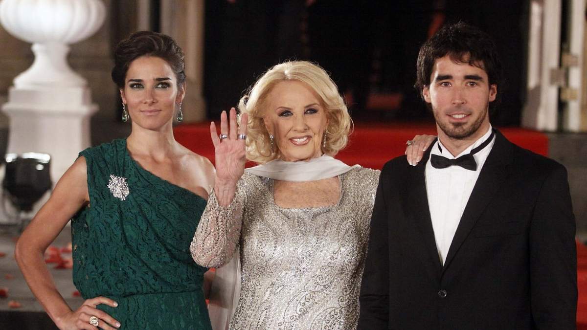 Juana Viale. Mirtha Legrand. Nacho Viale. Fuente: (Instagram)