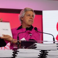 Claudio X. González reúne las firmas para que el Congreso analice su reforma electoral