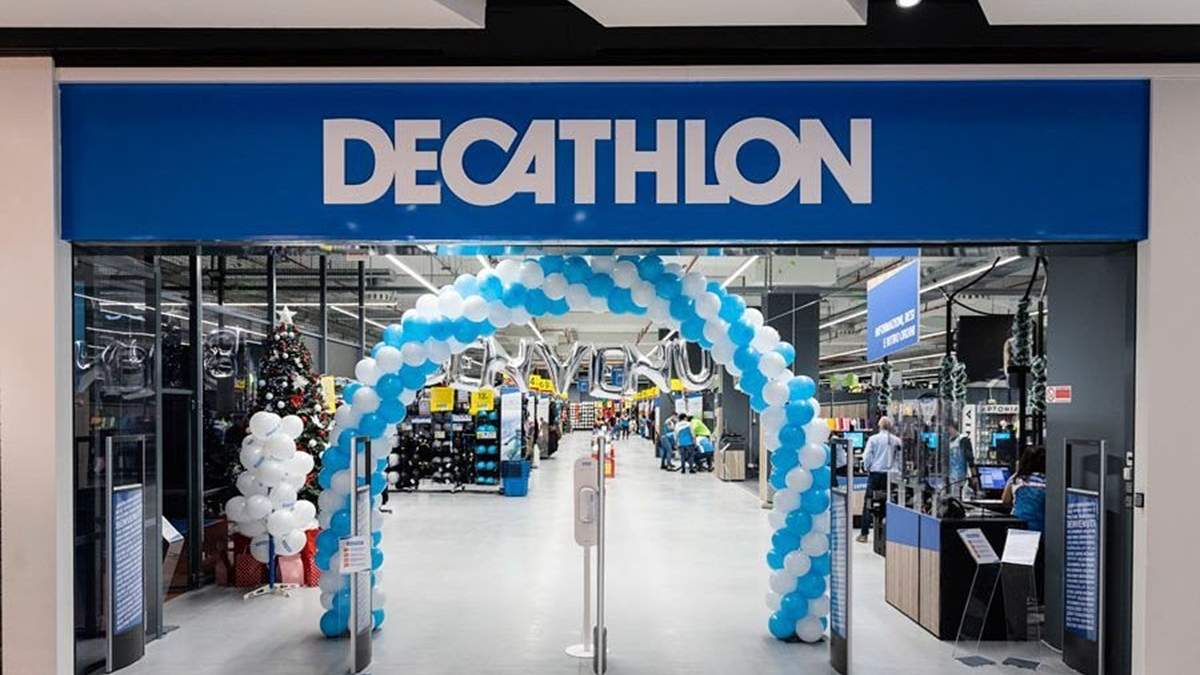 Este sábado inaugurarán Decathlon.
