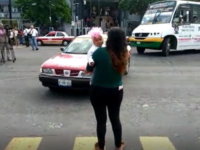Familiares de niños con cáncer protestan en Veracruz por desabasto de medicamentos
