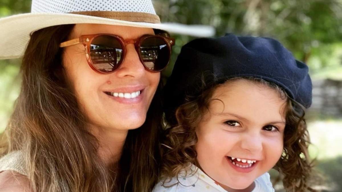 Isabel Macedo y su hija. Fuente: (Instagram)