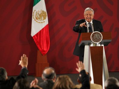 AMLO: aumentará el monto de la beca para Jóvenes Construyendo el Futuro