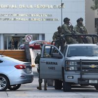Defensa de Murillo Karam solicita duplicidad del plazo; el miércoles resuelven vinculación a proceso
