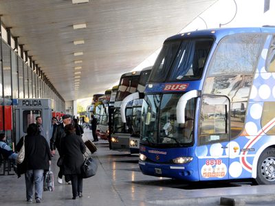 El Gobierno desreguló el transporte de media y larga distancia