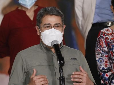 Continúan las acusaciones de sobornos contra altos mandatarios de Honduras
