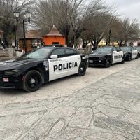 Calcinan a dos escoltas en el interior de un auto en Villaldama, Nuevo León