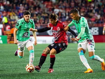 Xolos y Liga MX vetan a responsables por pelea en el Tijuana vs. León