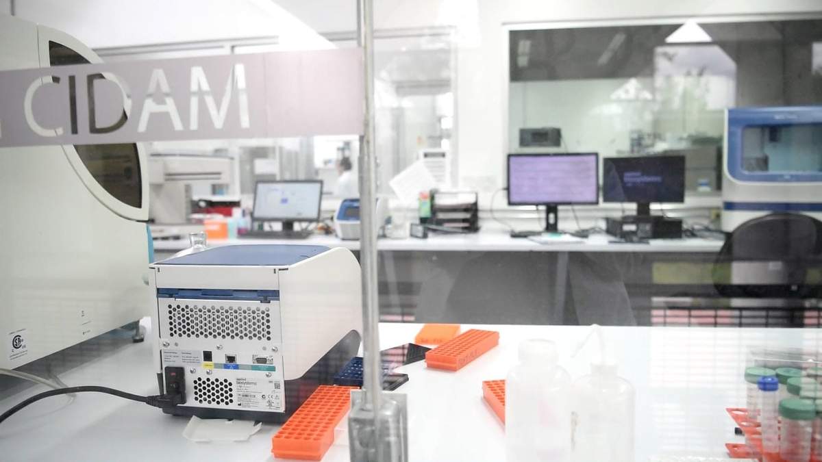 Interior del laboratorio ADN México