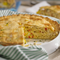 Un clásico pero un secreto: la mejor receta de la tarta de pollo que te va a enamorar