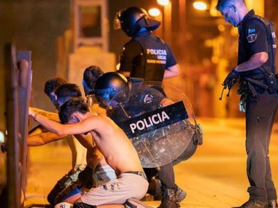Horror: grupos de extrema derecha salen a "cazar" inmigrantes