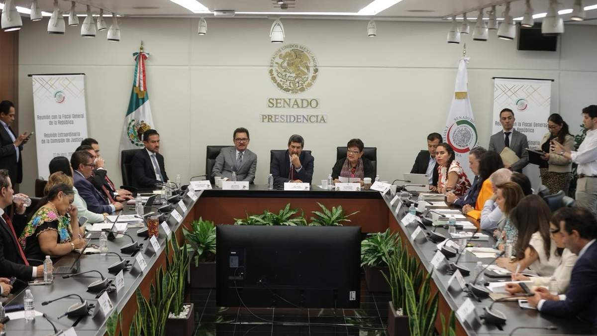 La reunión ante comisiones